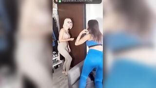 Un grosso cazzo nero per le calippare