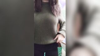 Mora italiana con morbide tettone