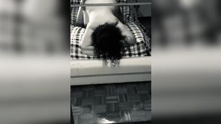 Moglie scopata allo specchio doggy style