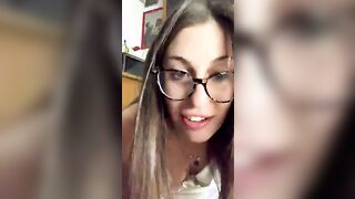 Tutto in gola lo prende la zoccola