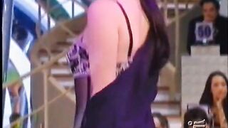 Ramona Badescu sfila in intimo a Ciao Darwin