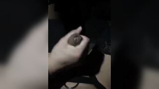 Marcella trans si fa segare fa amico in macchina