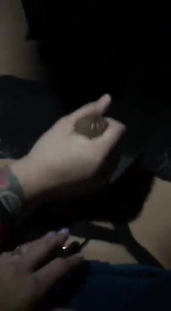 Marcella trans si fa segare fa amico in macchina
