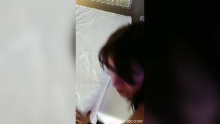 Pecorina con ingoio moglie affamata