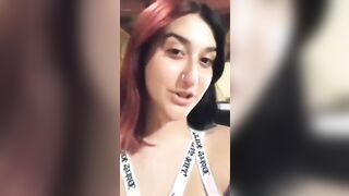 Linda S. bikini selfie