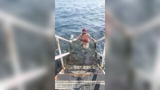 La bellissima Diva Del Tubo in bikini