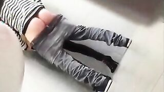 Sveltina coppia in autogrill