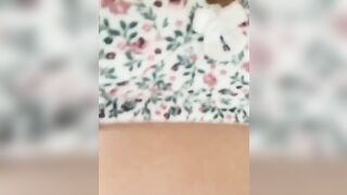 Le fantastiche tette di mia moglie e il suo culo