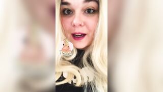 Amici venite al mio show farò masturbazione e anale