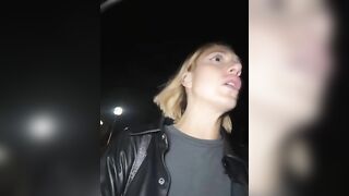 Sofy e Ludovica Oh ma c'è un tipo nascosto che si sta segando guarda cazzo