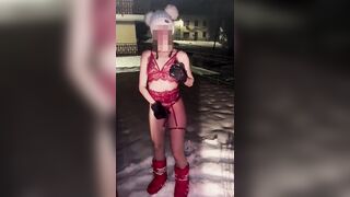 Pompino sulla neve esibizionista italiana