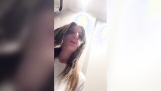 Teen italiana 18 enne con tette naturali enormi