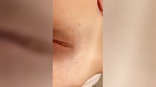 L'ho depilata bene ma stasera me la devi leccare