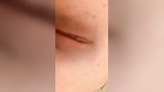 L'ho depilata bene ma stasera me la devi leccare