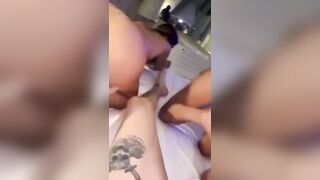 Tutte e tre venite e fatemi un pompino