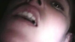 Come fai a riprendermi se mi lecchi la fica?