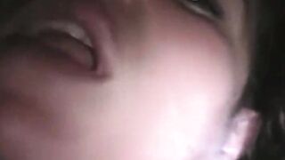 Come fai a riprendermi se mi lecchi la fica?