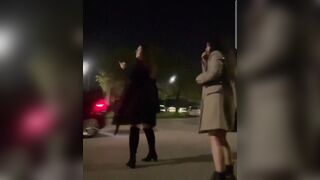 Devi stare calma si vede la mutanda