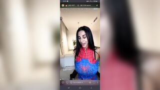 Fatemi godere e schizzare almeno 5 volte OF