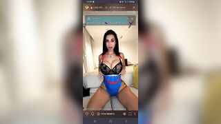 Fatemi godere e schizzare almeno 5 volte OF