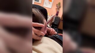 Pompino amatoriale giovane fidanzata