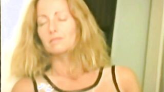 Mi masturbo ( Questo è diventato un VIDEO VIRALE)