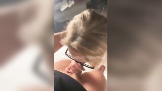 Ti insegno velocemente un'altra lingua - Sesso con biondina italiana