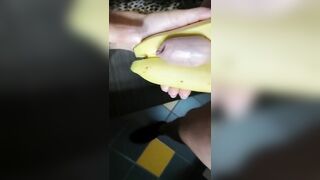 Ti piace il cazzo? Lo vuoi duro vero