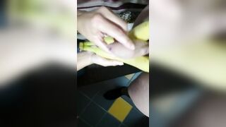 Ti piace il cazzo? Lo vuoi duro vero