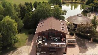 Marika e Malena gang bang all' hard academy