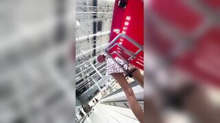 La porca esibizionista di mia moglie al supermercato