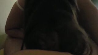 Footjob amatoriale e pompino moglie porca