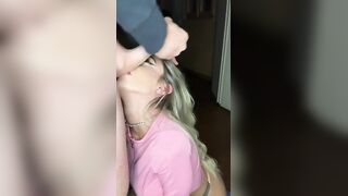 Pompino fidanzata bionda italiana social fichissima