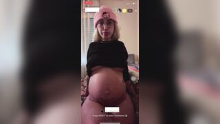 No ancora il latte non è arrivato - Teen italiana incinta OF