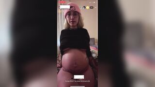 No ancora il latte non è arrivato - Teen italiana incinta OF