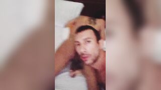 Ragazzo italiano lecca il culo a travesta asiatico