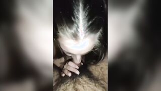 Sono bagnatissima,mi piace troppo succhiare il cazzo