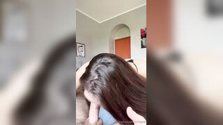 Pompino fidanzata con sborrata in gola Pov