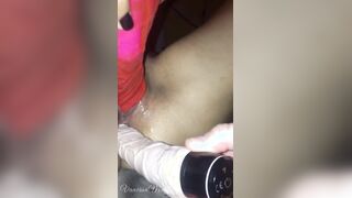 Moglie doppia penetrazione con due dildo