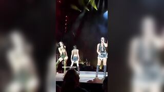 Elodie e Gaia  in concerto gran gnocche