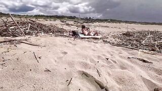 Scopata con sconosciuto spiaggia pubblica