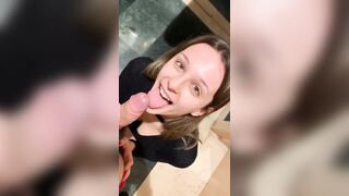 Baciami e leccami il cazzo