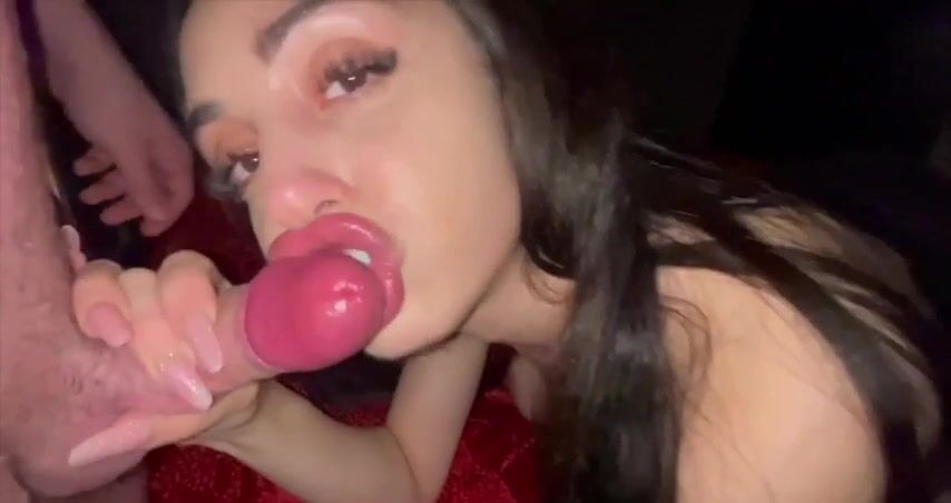 Fidanzata fica italiana gira porno col suo ragazzo