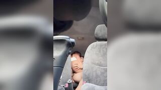 Fidanzati scopano in macchina