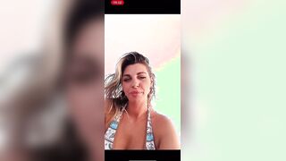 In romagna si sta bene - Alla Milf scappa fuori la tette