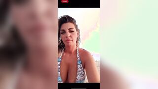 In romagna si sta bene - Alla Milf scappa fuori la tette