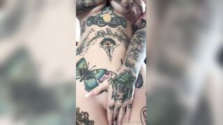 Riae spogliarello suicide tettona italiana OF New