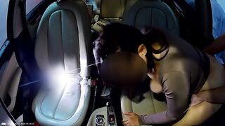 Scopata a pecorina in auto da collega di mio marito