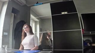 Colloquio con segretaria che si fa scopare