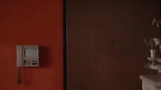 Priscilla Salerno trombata sul divano da Andrew